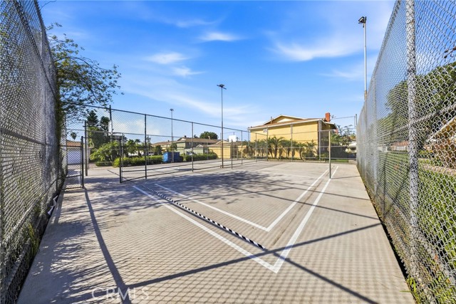 Detail Gallery Image 34 of 44 For 11912 Verbena Ct, Fountain Valley,  CA 92708 - 4 Beds | 3 Baths