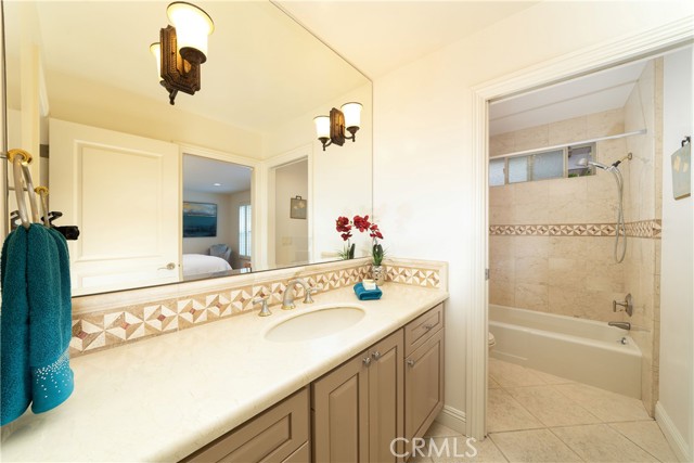 Detail Gallery Image 23 of 39 For 7102 via Mariposa Norte, Bonsall,  CA 92003 - 3 Beds | 4 Baths