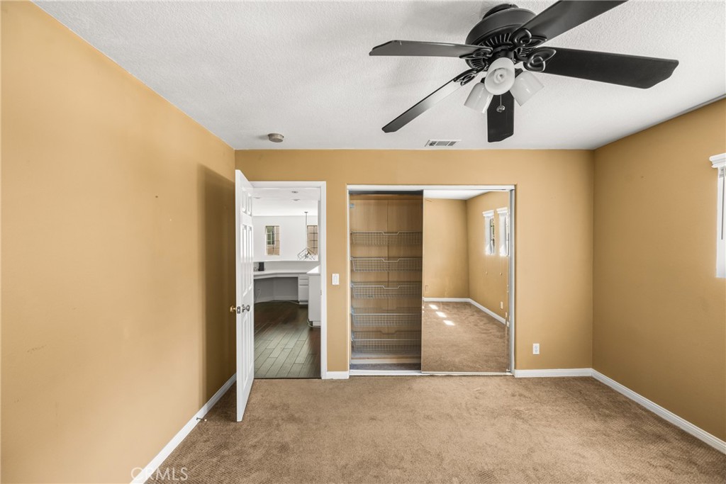 982f7399 7d2c 41da A66f A543040c7f27