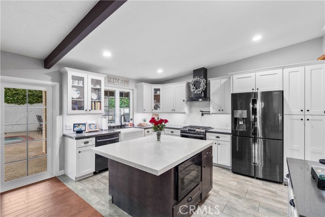 2485 San Mateo Drive, Upland CA: https://media.crmls.org/medias/982fc11f-65ac-4d3d-bb79-a433939511e0.jpg