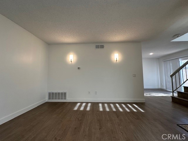 12621 Moordale Circle, Stanton CA: https://media.crmls.org/medias/98306639-b141-47ee-b6d6-b42aca24d963.jpg