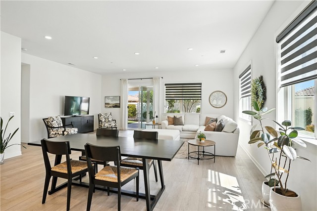 26686 Verdant Circle, Menifee CA: https://media.crmls.org/medias/98309fc3-7177-4619-876b-0511e81545d9.jpg