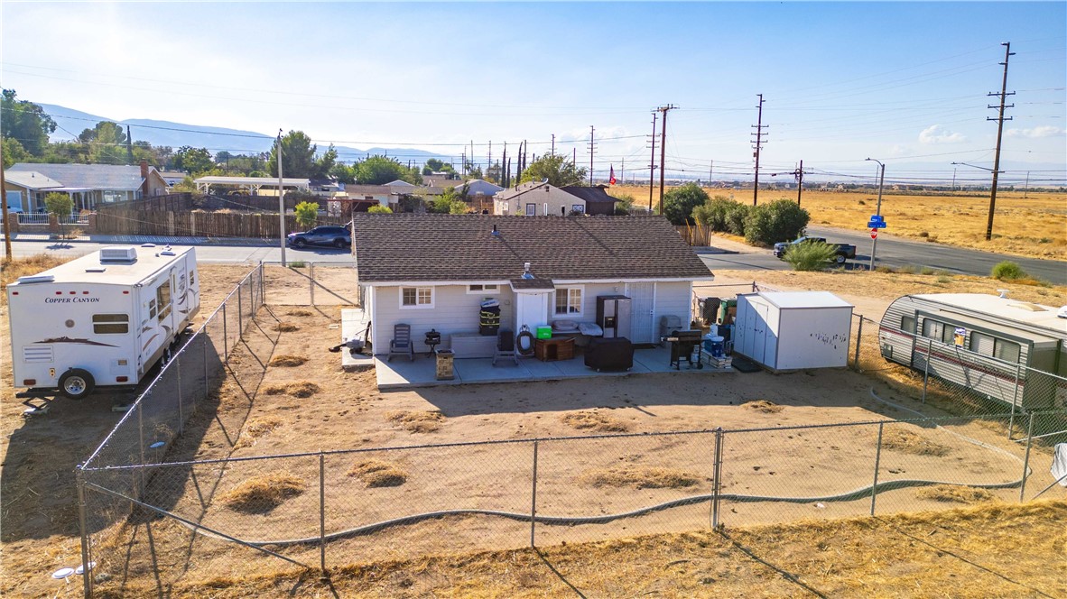 Detail Gallery Image 11 of 17 For 5158 W Avenue L, Lancaster,  CA 93536 - 2 Beds | 1 Baths