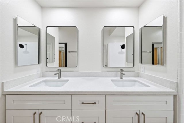 Detail Gallery Image 11 of 22 For 78 Magellan Aisle, Irvine,  CA 92620 - 3 Beds | 2 Baths