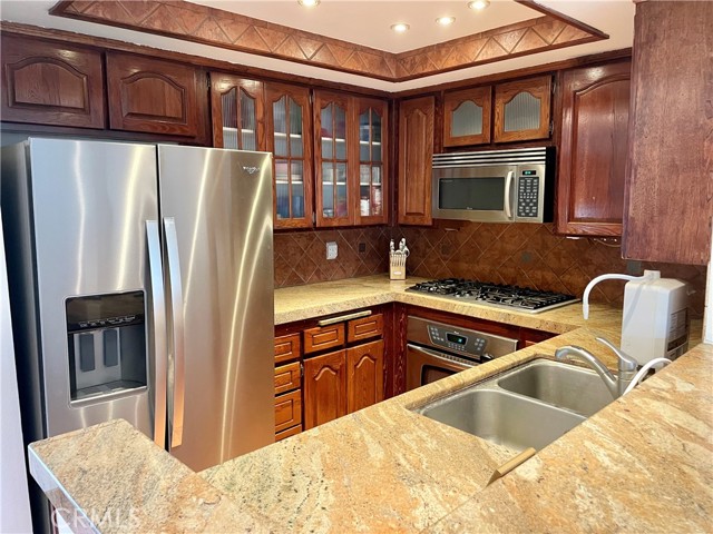 7135 Firmament Avenue, 35 photo 5
