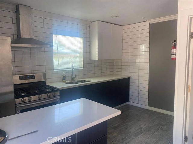 260 262 Del Monte Street, Pasadena CA: https://media.crmls.org/medias/9834197b-bf6f-4cca-8f38-b19cf7ac9700.jpg