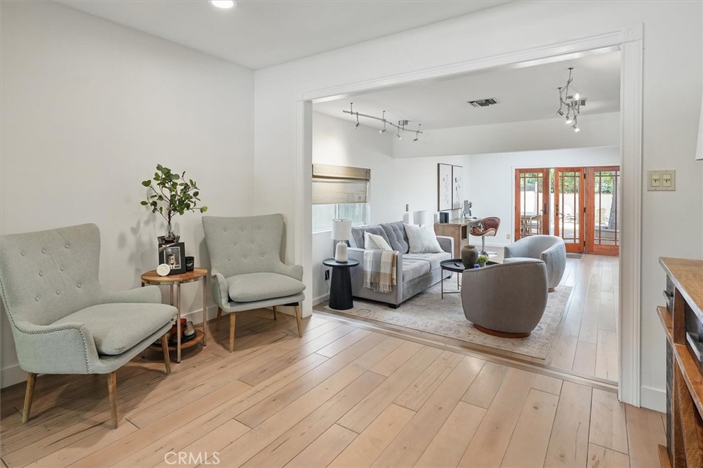 850 N Naomi StreetBurbank img 2