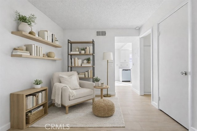 Detail Gallery Image 3 of 44 For 455 Shadyglen Ln, San Dimas,  CA 91773 - 3 Beds | 2/1 Baths