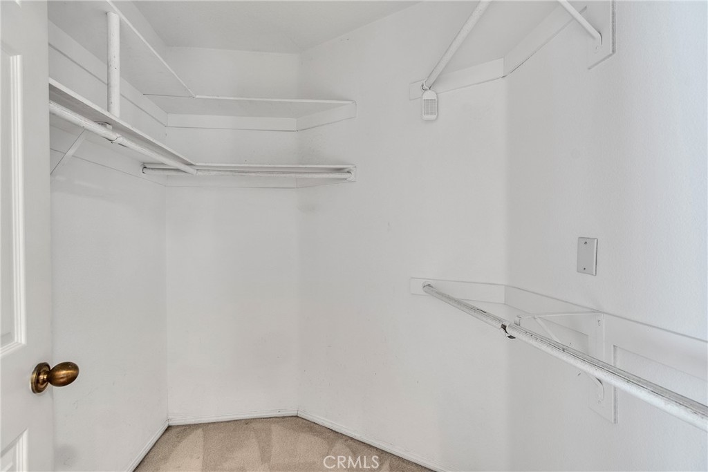 9835839e A921 4685 9554 6e85569e25da