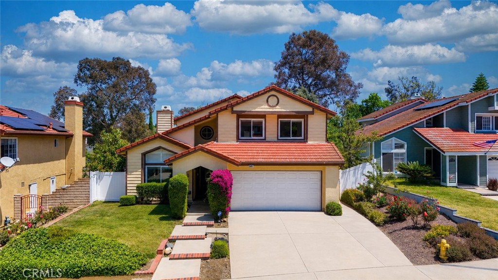 15587 Quiet Oak