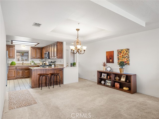 Detail Gallery Image 2 of 41 For 13313 Makai Ct #18,  Victorville,  CA 92395 - 2 Beds | 2 Baths