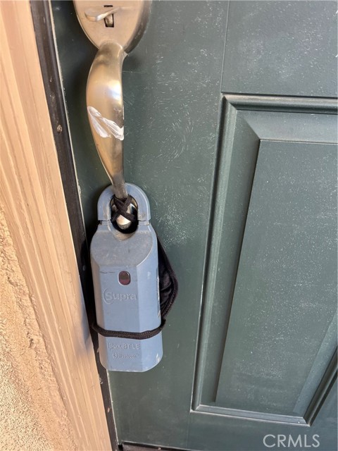 Detail Gallery Image 17 of 25 For 11309 Parkdale, Riverside,  CA 92505 - 4 Beds | 2/1 Baths