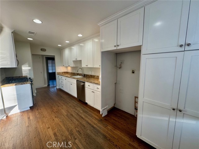 Detail Gallery Image 6 of 19 For 243 Brightview Dr, Glendora,  CA 91741 - 3 Beds | 2 Baths