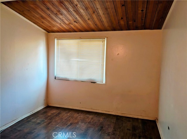 Detail Gallery Image 15 of 20 For 45446 10th St, Lancaster,  CA 93534 - 3 Beds | 1/1 Baths