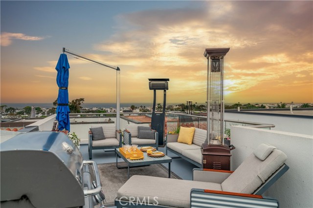 Detail Gallery Image 69 of 73 For 719 1st Pl, Hermosa Beach,  CA 90254 - 4 Beds | 4 Baths