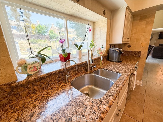 Detail Gallery Image 15 of 28 For 26490 Mapleridge Way, Moreno Valley,  CA 92555 - 3 Beds | 2/1 Baths