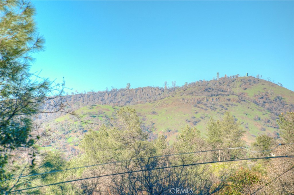 https://media.crmls.org/medias/983890dd-1c3f-44ec-9c76-1f4fe4e01aa8.jpg?preset=X-Large