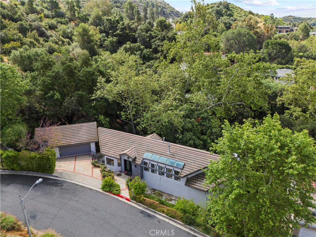1864 Arvin Dr.
