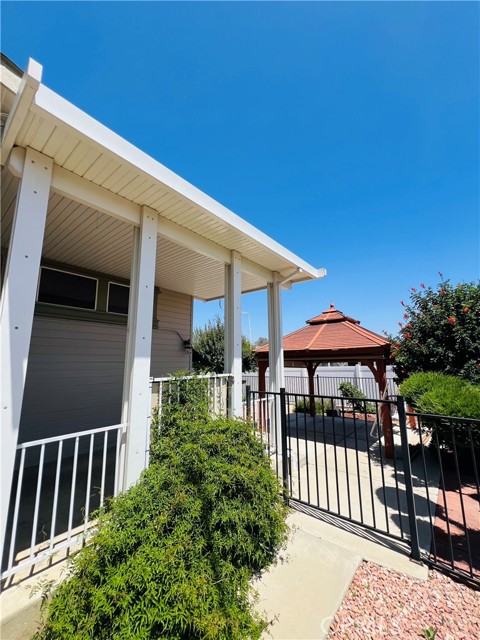 38445 Via Taffia, Murrieta CA: https://media.crmls.org/medias/98395286-10a5-4cf1-a4c6-7d07011168dc.jpg