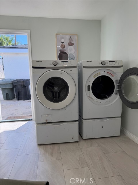 Detail Gallery Image 23 of 28 For 31 Bell Chime, Irvine,  CA 92618 - 3 Beds | 2/1 Baths