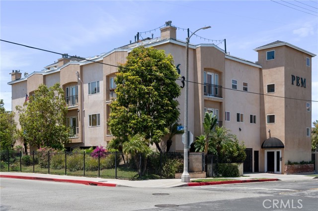 Detail Gallery Image 1 of 1 For 637 S Grand Ave #5,  San Pedro,  CA 90731 - 2 Beds | 2/1 Baths