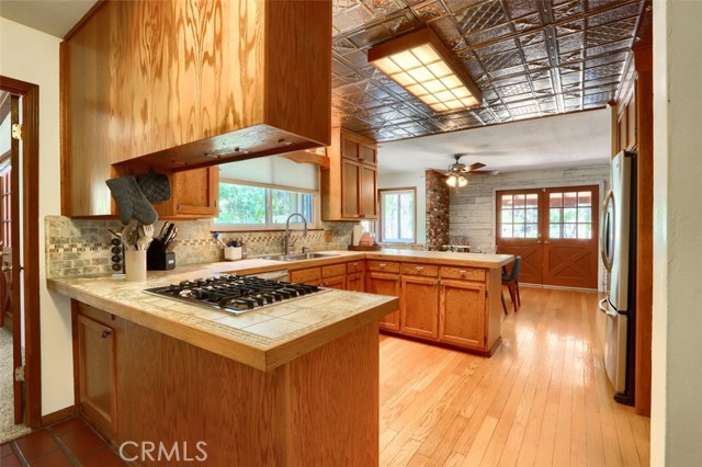 5621 Ponderosa Court, Mariposa CA: https://media.crmls.org/medias/983a59f1-454f-47ff-a9d7-79c019378778.jpg