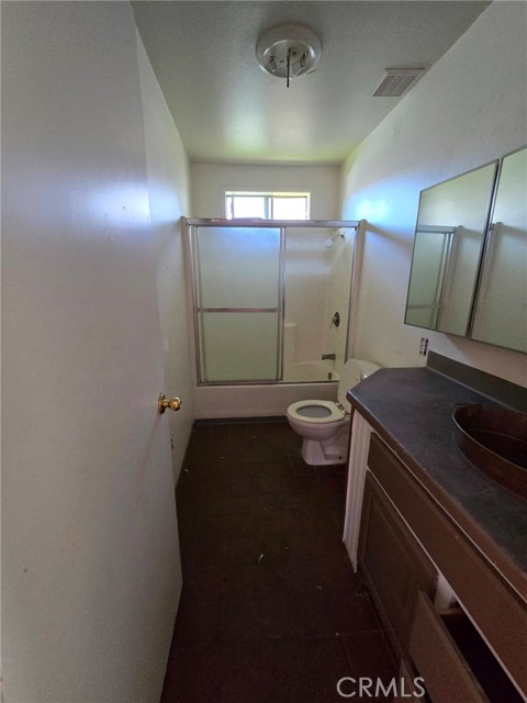 Detail Gallery Image 8 of 39 For 13920 Manakee, Clearlake,  CA 95422 - 5 Beds | 4/1 Baths