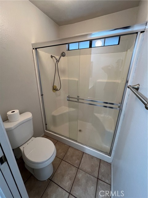 Detail Gallery Image 14 of 19 For 23230 Canyon Lake Dr N, Canyon Lake,  CA 92587 - 3 Beds | 2 Baths