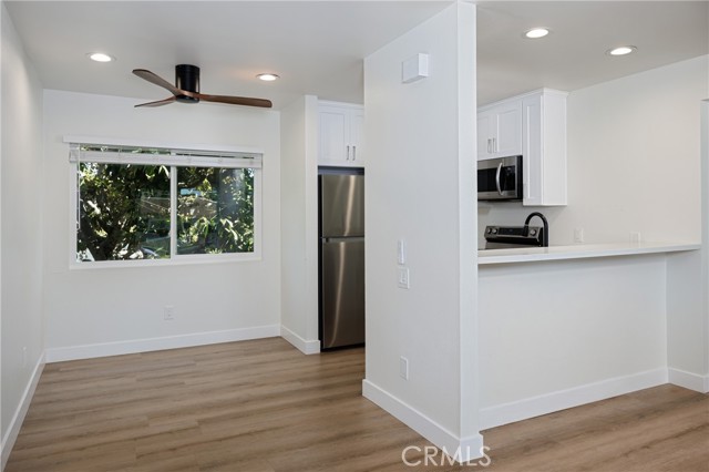 Detail Gallery Image 8 of 13 For 340 Cypress #2,  Laguna Beach,  CA 92651 - 2 Beds | 1 Baths
