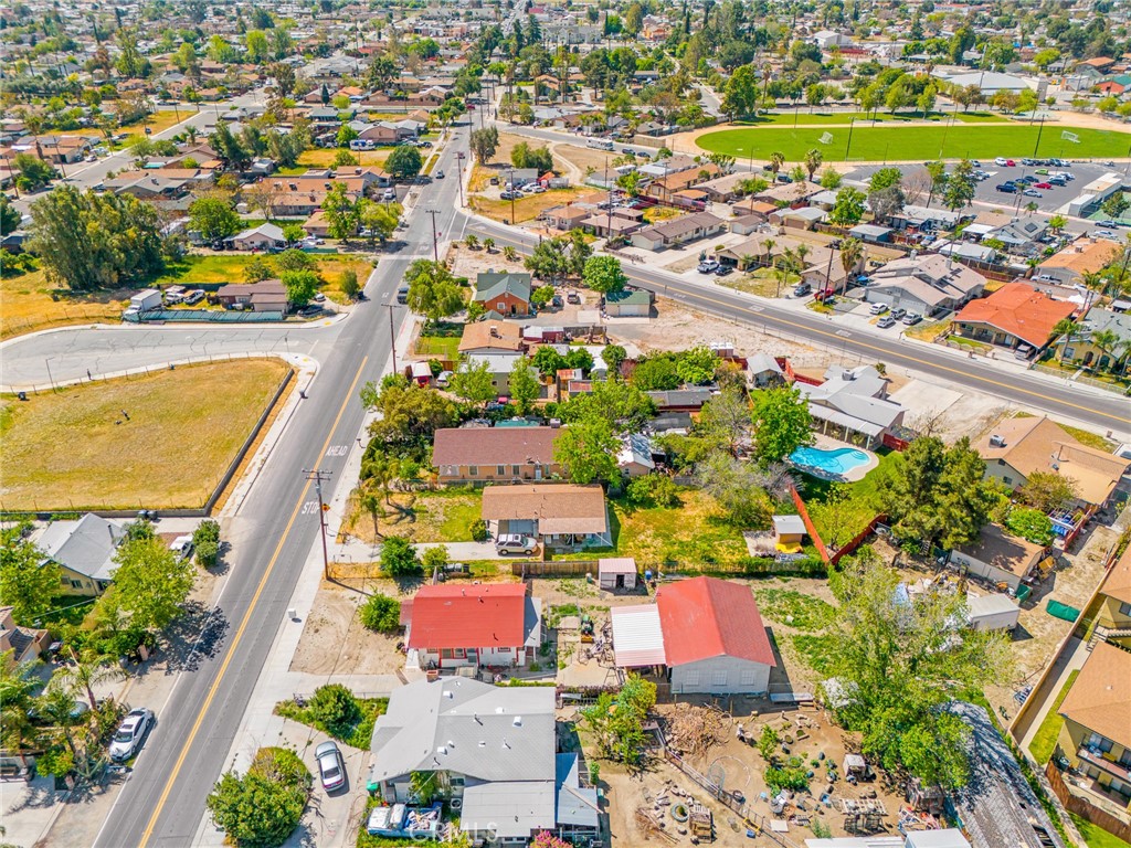 https://media.crmls.org/medias/983db694-113b-4c24-941f-3bb749c170d8.jpg?preset=X-Large