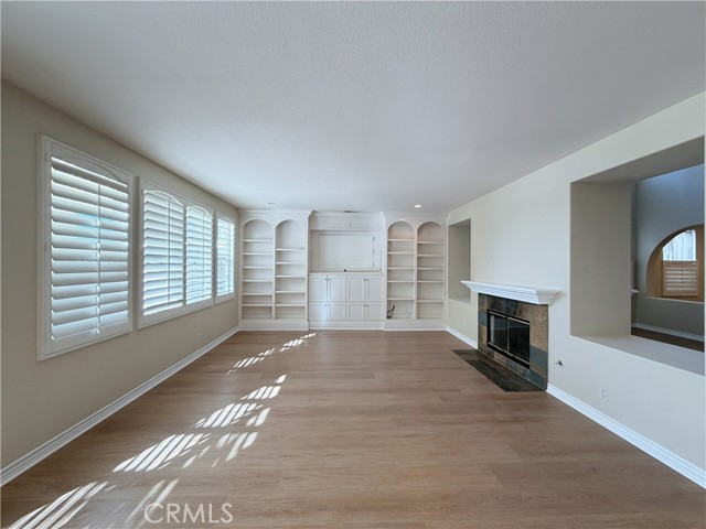 Detail Gallery Image 12 of 39 For 17450 Drake St, Yorba Linda,  CA 92886 - 5 Beds | 4 Baths