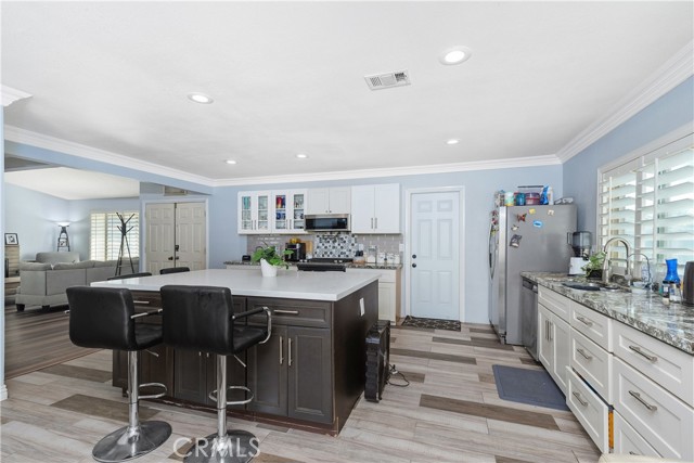 Detail Gallery Image 12 of 42 For 966 N Ironwood Ave, Rialto,  CA 92376 - 3 Beds | 2 Baths