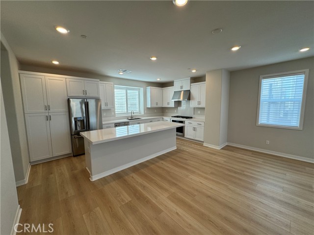 Detail Gallery Image 12 of 39 For 11 Little Owl Ct, Rancho Mission Viejo,  CA 92694 - 3 Beds | 2/1 Baths