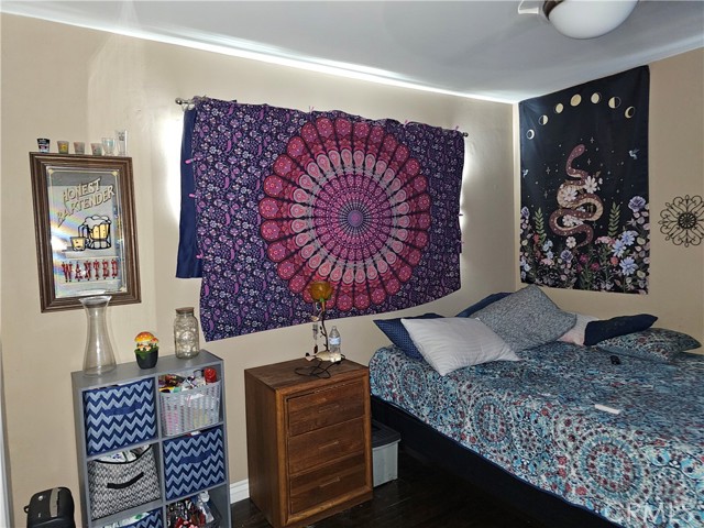 5573 Bonnie Brae Street, Montclair CA: https://media.crmls.org/medias/98413957-f752-42b2-a483-2aeb373b0ed2.jpg
