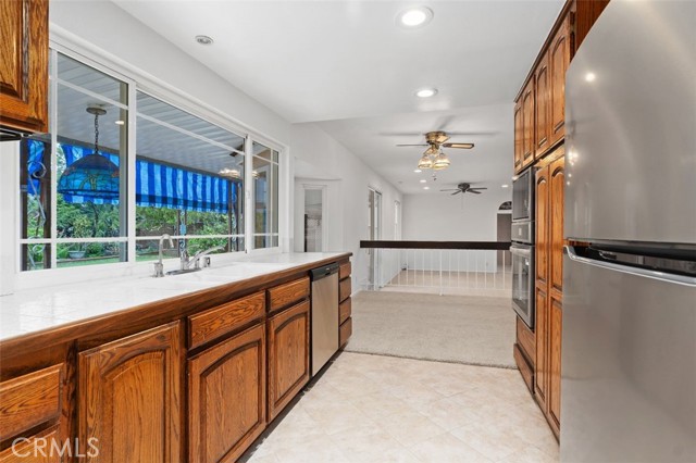 Detail Gallery Image 12 of 42 For 1707 Kingham Way, Fullerton,  CA 92833 - 4 Beds | 2/1 Baths