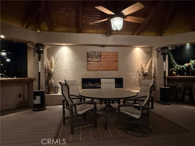 8686 Capelin Road, Phelan CA: https://media.crmls.org/medias/98418774-4935-4221-8d3c-b086ea4e1e62.jpg