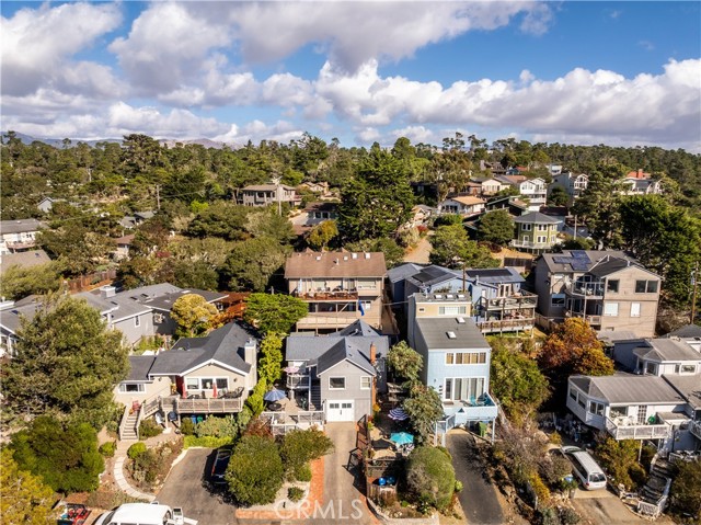 Detail Gallery Image 2 of 34 For 513 Canterbury Ln, Cambria,  CA 93428 - 2 Beds | 2 Baths