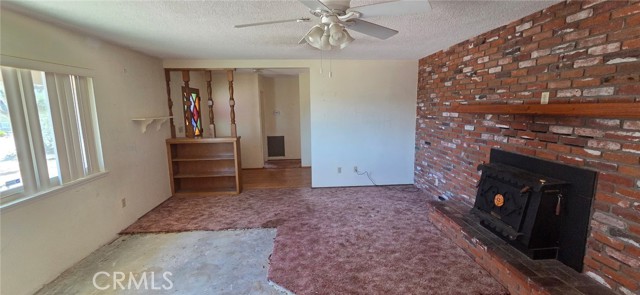 Detail Gallery Image 4 of 26 For 56994 Crestview Dr, Yucca Valley,  CA 92284 - 2 Beds | 1/1 Baths