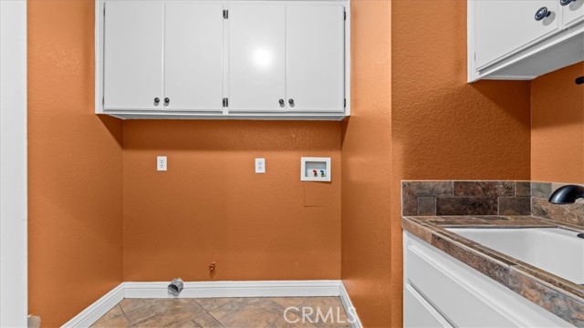 3035 Ohio Avenue, San Bernardino CA: https://media.crmls.org/medias/98429e58-8124-4c50-9414-1de5809eb8fc.jpg