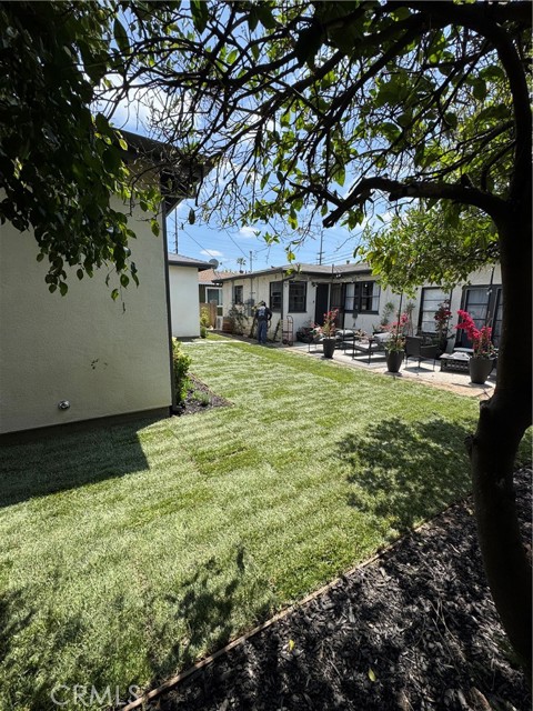 Detail Gallery Image 12 of 13 For 925 W Maple Ave, Orange,  CA 92868 - 2 Beds | 2 Baths