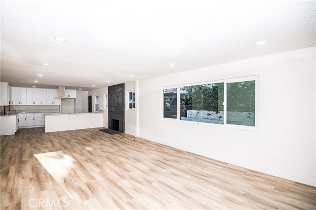 2983 N Alameda Avenue, San Bernardino CA: https://media.crmls.org/medias/9843470a-35cf-415a-8b70-f236e204e417.jpg