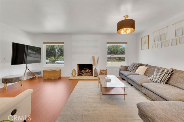 Detail Gallery Image 8 of 49 For 406 Eucalyptus Dr, Redlands,  CA 92373 - 3 Beds | 2 Baths