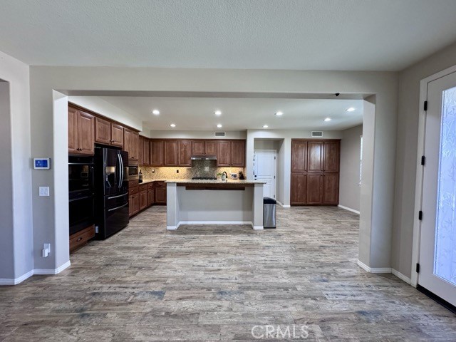 Detail Gallery Image 28 of 75 For 28451 Nautical Point Cir, Menifee,  CA 92585 - 5 Beds | 3 Baths