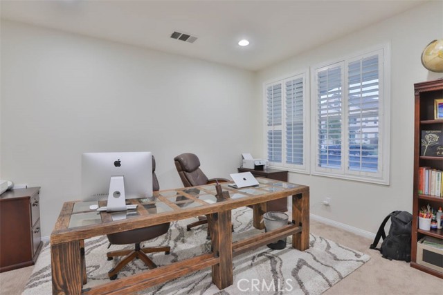 7123 Cottage Grove Drive, Eastvale CA: https://media.crmls.org/medias/9844d7dc-460b-4b89-a46a-7d71f62bf4da.jpg