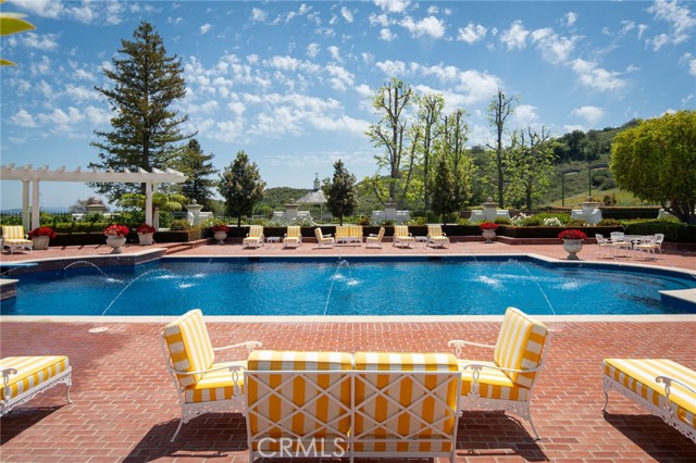 Detail Gallery Image 13 of 26 For 24331 Coto De Caza Dr, Coto de Caza,  CA 92679 - 12 Beds | 15/5 Baths