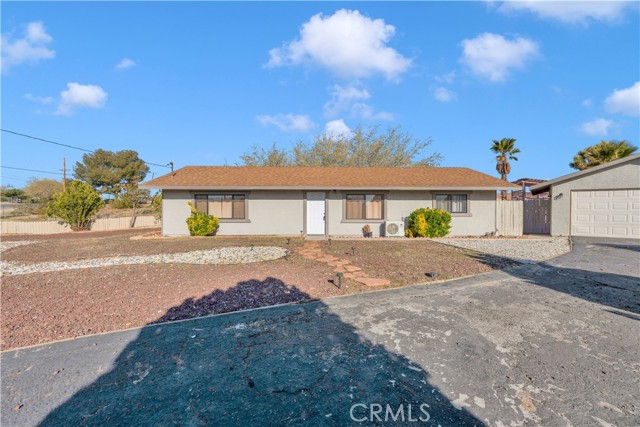 Detail Gallery Image 5 of 30 For 17908 Birch St, Hesperia,  CA 92345 - 3 Beds | 2 Baths