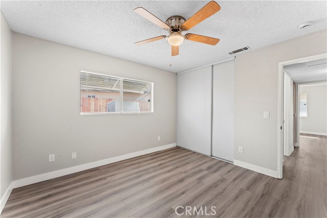 Detail Gallery Image 11 of 20 For 2020 La Mesa Ct, Hemet,  CA 92545 - 2 Beds | 2 Baths