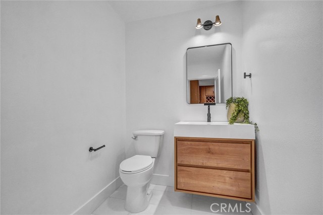 Image 14 of 47 For 9171 Regatta Drive