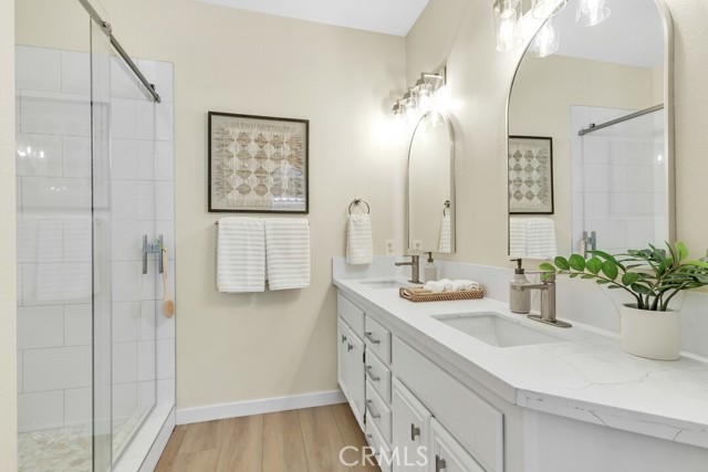 6118 Citracado Circle, Carlsbad CA: https://media.crmls.org/medias/984751a5-6717-4b30-aff3-0cc12cea2be6.jpg