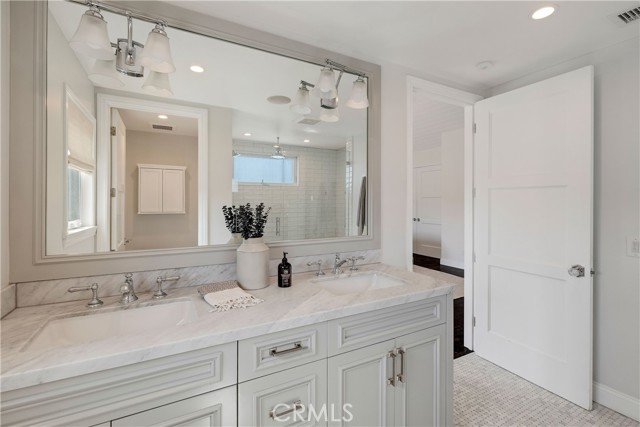 Detail Gallery Image 37 of 62 For 2209 Faymont Ave, Manhattan Beach,  CA 90266 - 4 Beds | 2/1 Baths